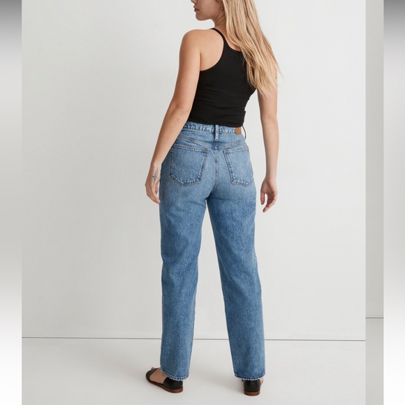 Madewell The Perfect Vintage Straight Jean in Delafield Wash: Button-Fly Edition - Picture 7 of 14